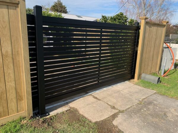 *Search "SLSG" for all other sizes in the same pattern; *Search "PSG" for all the matching pedestrian gates; *Search "SWSG" for all the matching double swing gates which can always be split and sold separately to suit, just ask; Listed price is for the gate(s) only - we can supply accessories, posts and motors etc at extra costs. We can custom make as well, please contact us via "Ask Question" or find us on google. Please note the gate shown in the photo is for reference only to show the pattern/design, may not represent the actual gate size for sale.